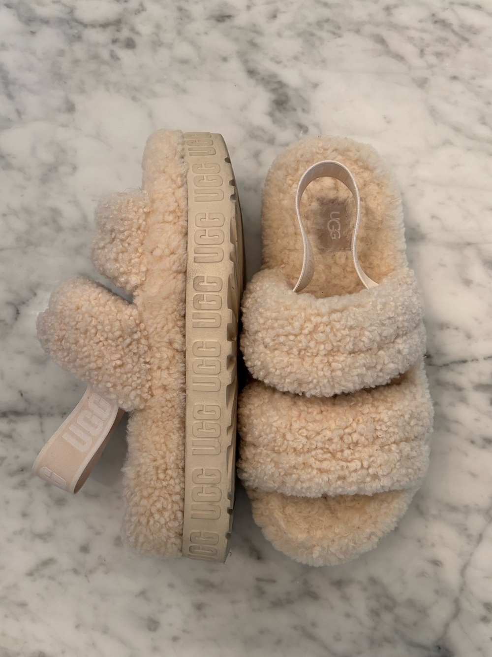 Ugg Oh Fluffita cream platform slippers size 8